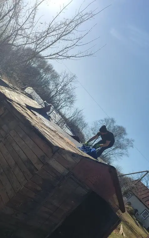Ardome, ūkinis pastatas